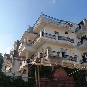 Varuna Palace-fully Vaccinated Staff , Varanasi India