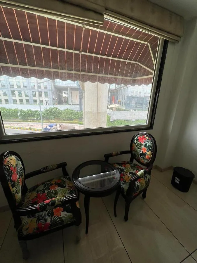 Cyber Vista Hotel Gurgaon 0*,